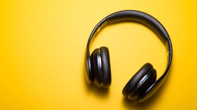 「ブロードリスニング」が切り拓く新たな民主化のかたち